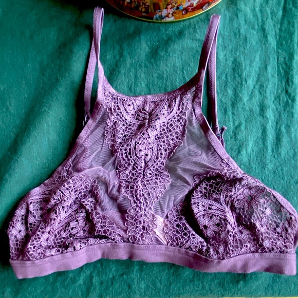Victoria’s Secret Bralette - Picture 1 of 3